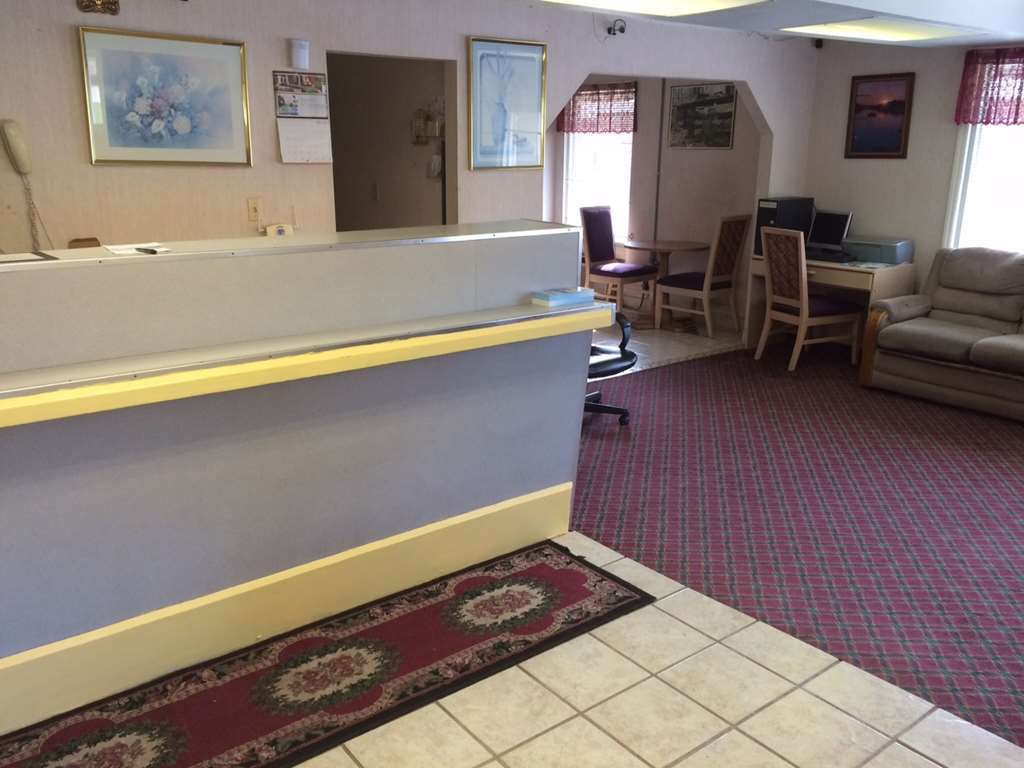 Town And Country Inn Suites Spindale Forest City Interior photo